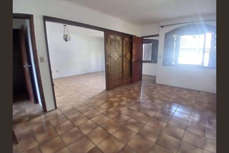 Casa para alugar com 3 quartos, 280m² em Sarandi, Porto Alegre