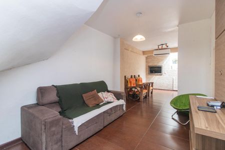 Sala de casa de condomínio para alugar com 3 quartos, 220m² em Santo Antônio, Porto Alegre