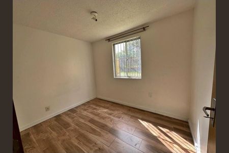 Quarto de apartamento para alugar com 2 quartos, 40m² em Jardim Dona Leopoldina, Porto Alegre