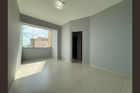 Sala de apartamento para alugar com 2 quartos, 55m² em Nova Suíça, Belo Horizonte