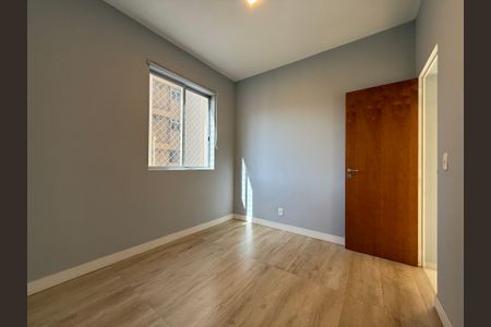 Quarto de apartamento para alugar com 2 quartos, 55m² em Nova Suíça, Belo Horizonte