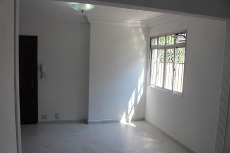 Sala de apartamento para alugar com 3 quartos, 75m² em Jardim Sao Caetano, São Caetano do Sul