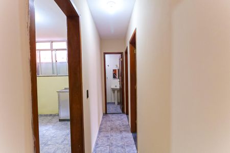 Corredor de casa para alugar com 2 quartos, 55m² em Engenho de Dentro, Rio de Janeiro