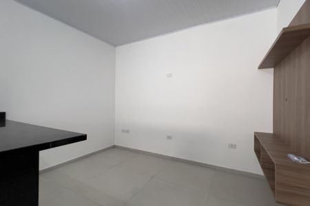 Sala de casa para alugar com 2 quartos, 50m² em Jardim Presidente Dutra, Guarulhos