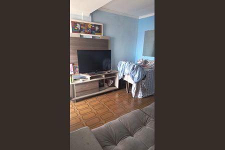 Sala de casa para alugar com 2 quartos, 55m² em Itaquera, São Paulo