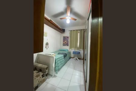 Quarto de casa de condomínio para alugar com 4 quartos, 140m² em Itapuã, Salvador