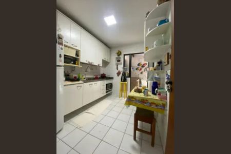 Cozinha de casa de condomínio para alugar com 4 quartos, 140m² em Itapuã, Salvador
