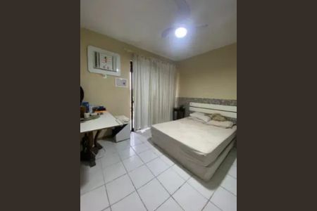 Quarto de casa de condomínio para alugar com 4 quartos, 140m² em Itapuã, Salvador