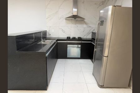 Cozinha de casa para alugar com 1 quarto, 78m² em Bernardo Kelner, Nova Iguaçu