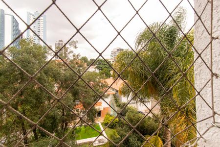 Vista do Quarto 1 de apartamento para alugar com 3 quartos, 75m² em Cristo Rei, Curitiba