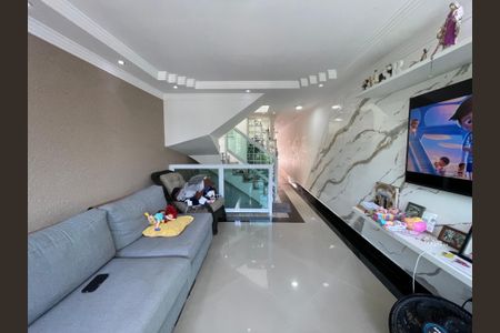 Sala de casa para alugar com 3 quartos, 131m² em Jardim Ester, São Paulo