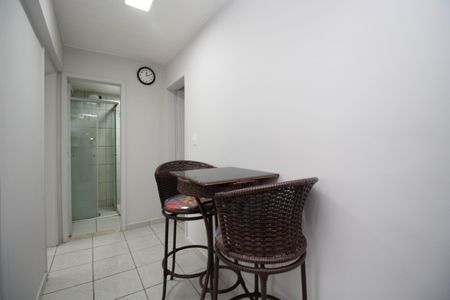 Sala de apartamento para alugar com 2 quartos, 55m² em Crn 712/713, Brasília