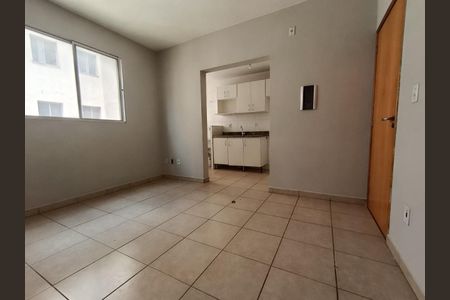 Sala de apartamento para alugar com 2 quartos, 48m² em Chácaras Panorama, Uberlândia