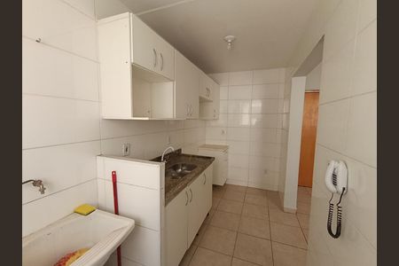 Cozinha de apartamento para alugar com 2 quartos, 48m² em Chácaras Panorama, Uberlândia