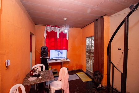 Sala de casa para alugar com 1 quarto, 70m² em Pedra Azul, Contagem