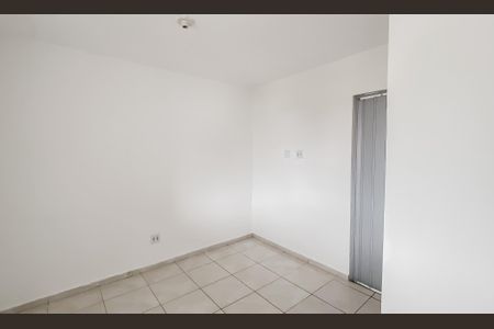 Sala de casa de condomínio para alugar com 2 quartos, 75m² em Cidade Patriarca, São Paulo