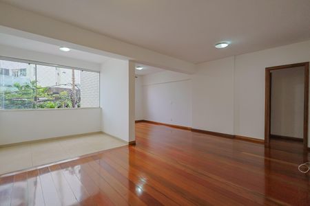 Sala de apartamento à venda com 3 quartos, 109m² em Sion, Belo Horizonte