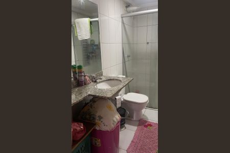 Banheiro de apartamento para alugar com 2 quartos, 72m² em Samambaia, Brasília