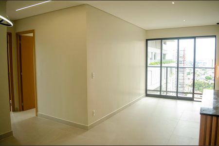 Apartamento para alugar com 2 quartos, 70m² em Setor Bueno, Goiânia