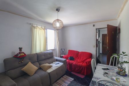 Sala de apartamento para alugar com 2 quartos, 50m² em Conjunto Habitacional Jova Rural, São Paulo