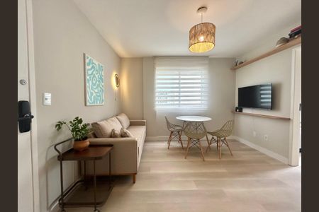 Sala de apartamento para alugar com 2 quartos, 52m² em Itacorubi, Florianópolis