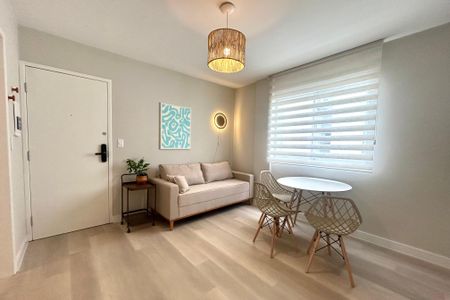 Sala de apartamento para alugar com 2 quartos, 52m² em Itacorubi, Florianópolis