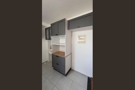 Cozinha de apartamento para alugar com 2 quartos, 45m² em Residencial Alvaluz, Aparecida de Goiânia