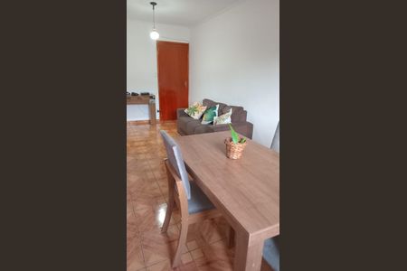 Sala de apartamento para alugar com 3 quartos, 71m² em Conjunto Residencial Souza Queiroz, Campinas