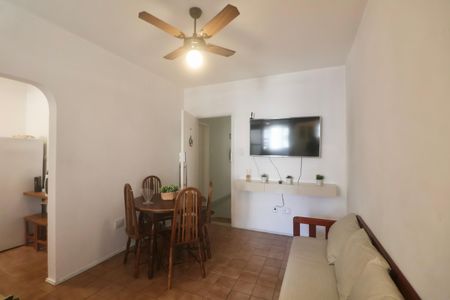 Sala de apartamento para alugar com 2 quartos, 55m² em Jardim Tres Marias, Guarujá