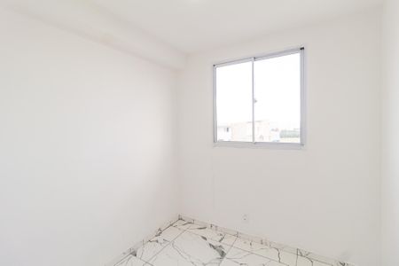 Quarto 2 de apartamento para alugar com 2 quartos, 43m² em Vila da Oportunidade, Carapicuíba