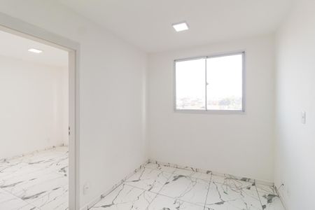 Sala de apartamento para alugar com 2 quartos, 43m² em Vila da Oportunidade, Carapicuíba