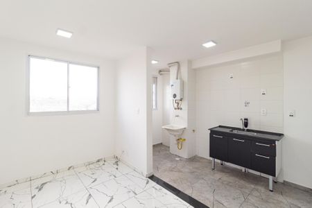 Sala de apartamento para alugar com 2 quartos, 43m² em Vila da Oportunidade, Carapicuíba