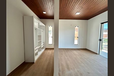 Suíte 1 de casa para alugar com 3 quartos, 126m² em Alto Ribeirão Leste, Florianópolis