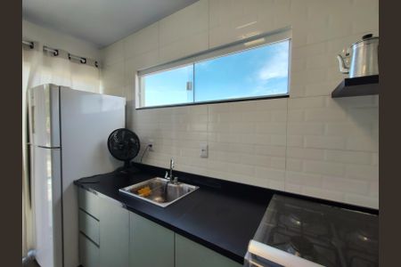 Cozinha de casa de condomínio para alugar com 1 quarto, 25m² em Cachoeira do Bom Jesus, Florianópolis