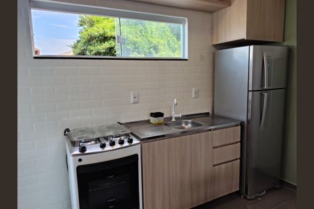 Cozinha de casa de condomínio para alugar com 1 quarto, 25m² em Cachoeira do Bom Jesus, Florianópolis