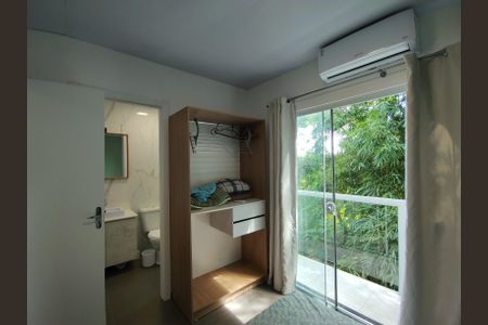 Vista banheiro de casa de condomínio para alugar com 1 quarto, 25m² em Cachoeira do Bom Jesus, Florianópolis