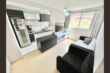 Sala de apartamento para alugar com 2 quartos, 45m² em Jaraguá, São Paulo