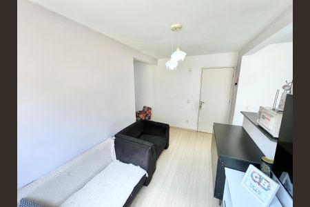 Sala de apartamento para alugar com 2 quartos, 45m² em Jaraguá, São Paulo