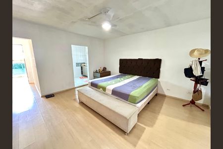 Quarto Suíte de casa para alugar com 2 quartos, 116m² em Jardim do Papai, Guarulhos