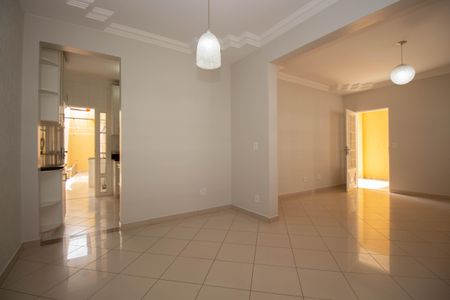 Sala de casa para alugar com 4 quartos, 132m² em Sobradinho I, Brasília
