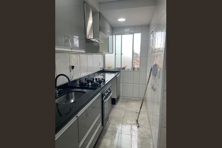 Cozinha de apartamento para alugar com 2 quartos, 60m² em Vila Paranagua, São Paulo
