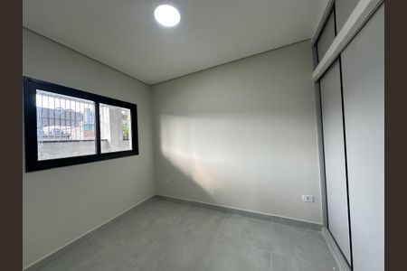 Quarto 1 de casa para alugar com 2 quartos, 53m² em Vila Pouso Alegre, Barueri