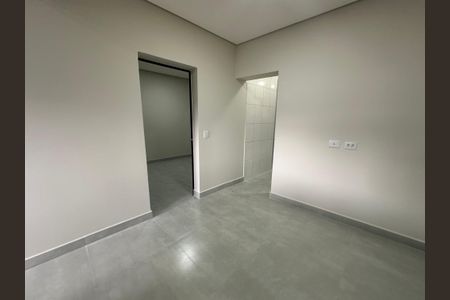 Sala de casa para alugar com 2 quartos, 53m² em Vila Pouso Alegre, Barueri