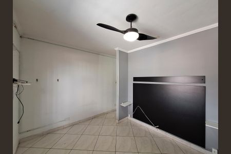 Quarto de casa para alugar com 1 quarto, 60m² em Jardim Santa Cruz (zona Norte), São Paulo