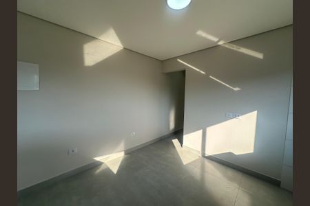 Sala/Cozinha de casa para alugar com 1 quarto, 40m² em Vila Pouso Alegre, Barueri