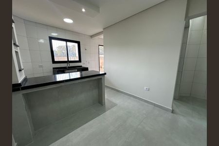 Sala de casa para alugar com 1 quarto, 40m² em Vila Pouso Alegre, Barueri