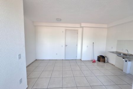 Sala de apartamento para alugar com 2 quartos, 46m² em Vila Ouro Preto, Duque de Caxias