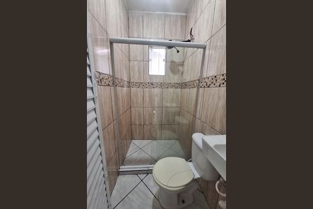 Banheiro de casa para alugar com 1 quarto, 30m² em Parque Independencia, Duque de Caxias