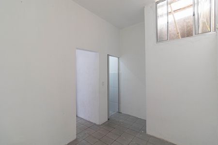 Quarto de casa para alugar com 1 quarto, 20m² em Conjunto Residencial José Bonifácio, São Paulo