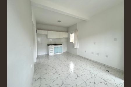Sala de apartamento para alugar com 3 quartos, 70m² em Coloninha, Florianópolis